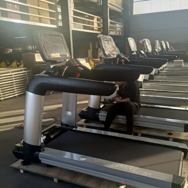 Gym Fitenss Equipment Home Aerobic Exercise Adjustable Speed Healthy Walking Running Treadmill Machine with Incline - 3